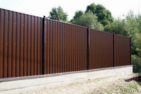 Забор из профлиста с цветным полимерным покрытием 1,7м
