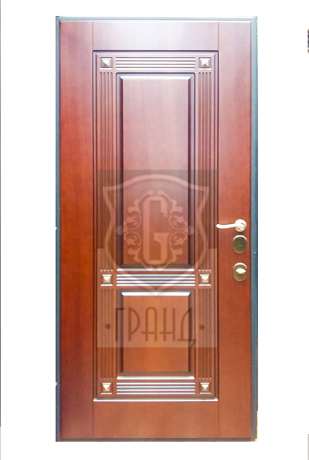 Дизайн и функциональность итальянских сейф-дверей