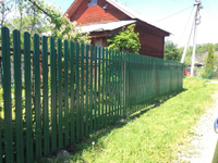 Забор из металлического штакетника высотой 1.7-1.8 м "Зеленый"