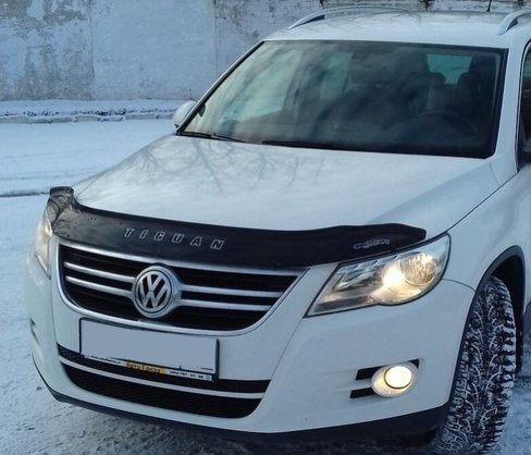 Дефлектор капота VIP пластик VW Tiguan 2007-2016