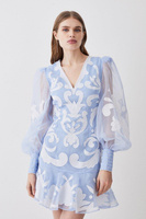 Тканое мини-платье с аппликацией и пуговицами из органди Karen Millen, синий