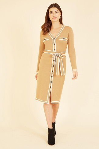 Вязаное платье-рубашка светло-коричневого цвета с контрастной каймой Yumi, бежевый