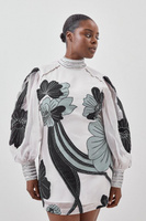 Плюс размер Тканое мини-платье из органди с цветочным принтом и аппликацией Karen Millen, серебро